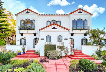  Aleda Burdick Apartment Building